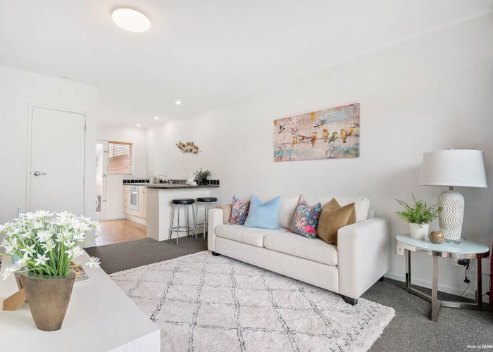  at 1/27 Ballarat Street, Mount Wellington, Auckland