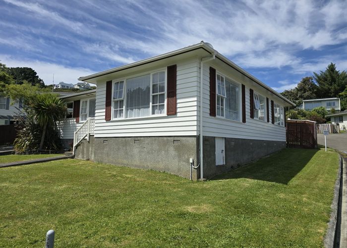  at 14 Yarrow Place, Papakowhai, Porirua, Wellington
