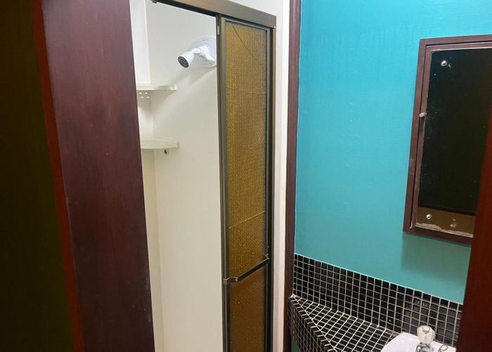  at 2/13 Felstead Street, Birkenhead, North Shore City, Auckland