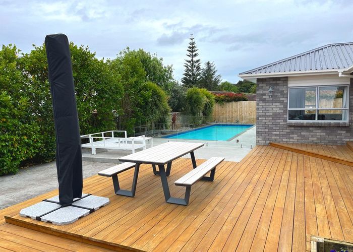  at 8 Rarahu Place, The Gardens, Auckland