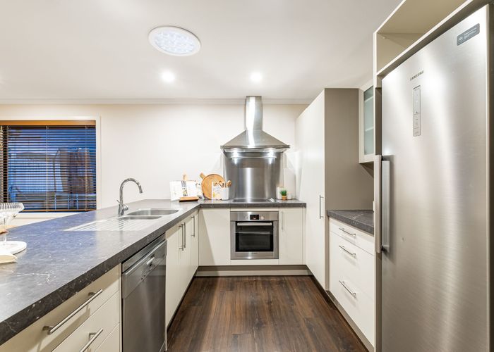  at 5 Paparoa Crescent, Aotea, Porirua, Wellington