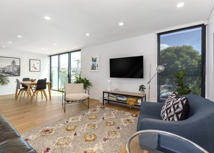  at 9A Shirley Road, Grey Lynn, Auckland