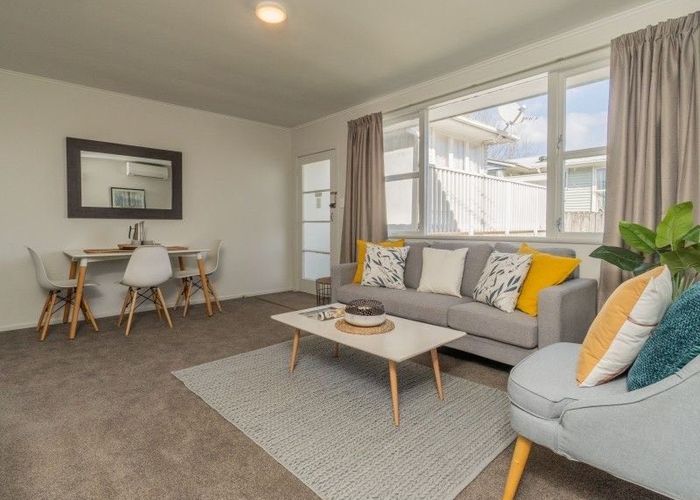  at 2/3 Epping Street, Glen Innes, Auckland City, Auckland