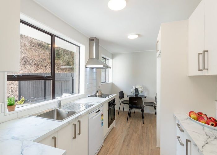  at 8/75 Delhi Crescent, Khandallah, Wellington, Wellington