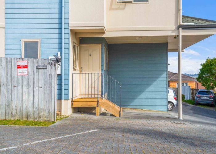  at 4/9 Sunnydale Place, Oteha, North Shore City, Auckland