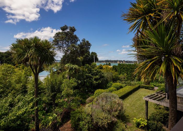  at 465 Riddell Road, Glendowie, Auckland