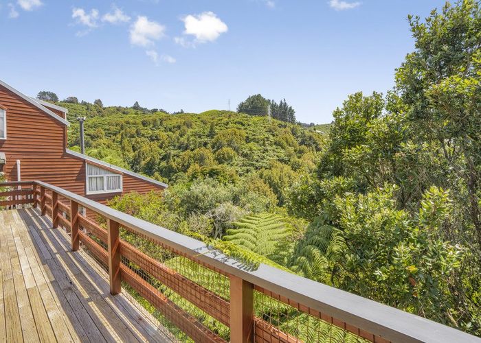  at 6 Kekeno Grove, Tirohanga, Lower Hutt