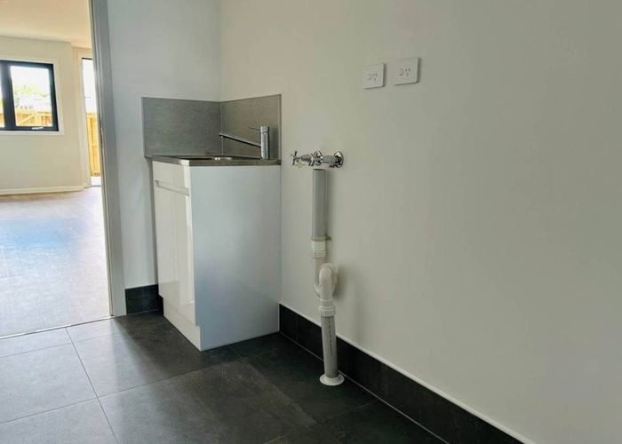  at 45 Otuwairoa Esplanade, Opaheke, Papakura, Auckland