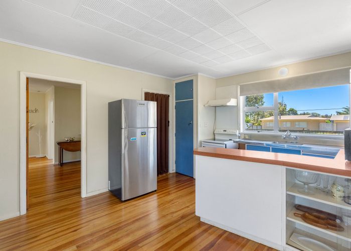  at 141 Kahukura Avenue, Waitarere Beach, Horowhenua, Manawatu / Whanganui