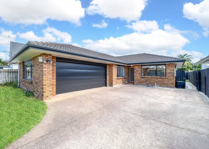  at 21A Eastern Beach Road, Eastern Beach, Manukau City, Auckland