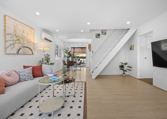  at 53 Robbies Road, Shelly Park, Manukau City, Auckland