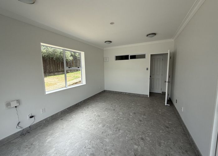  at 1/12 Meadway, Sunnyhills, Manukau City, Auckland