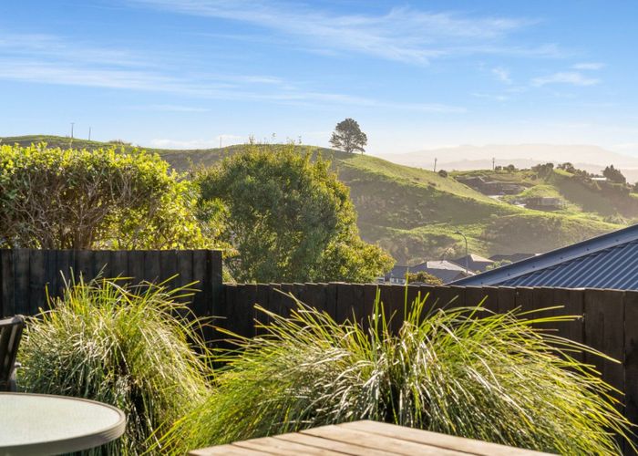  at 210 Waikite Road, Welcome Bay, Tauranga, Bay Of Plenty