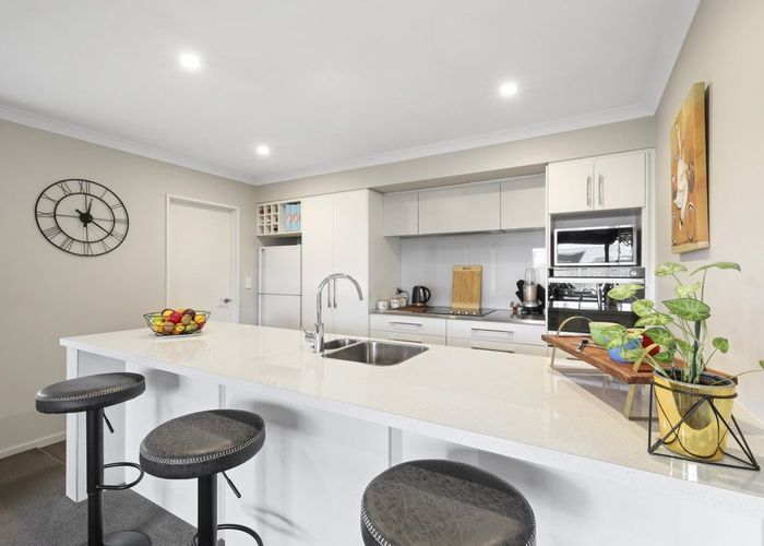  at 21 Bampton Street, Burwood, Christchurch