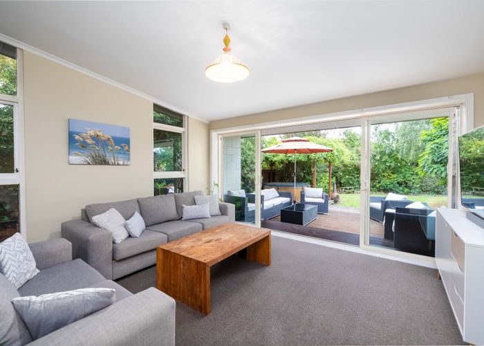  at 152A Beach Road, North New Brighton, Christchurch