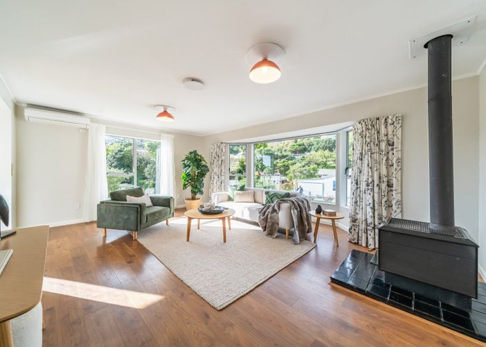  at 18 Yarrow Place, Papakowhai, Porirua, Wellington