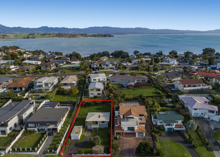  at 56 Omokoroa Road, Omokoroa