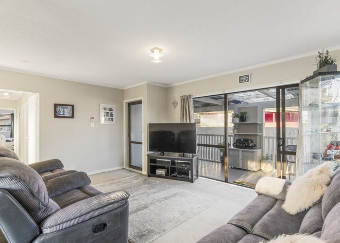  at 60 Hokianga Street, Mangere East, Auckland