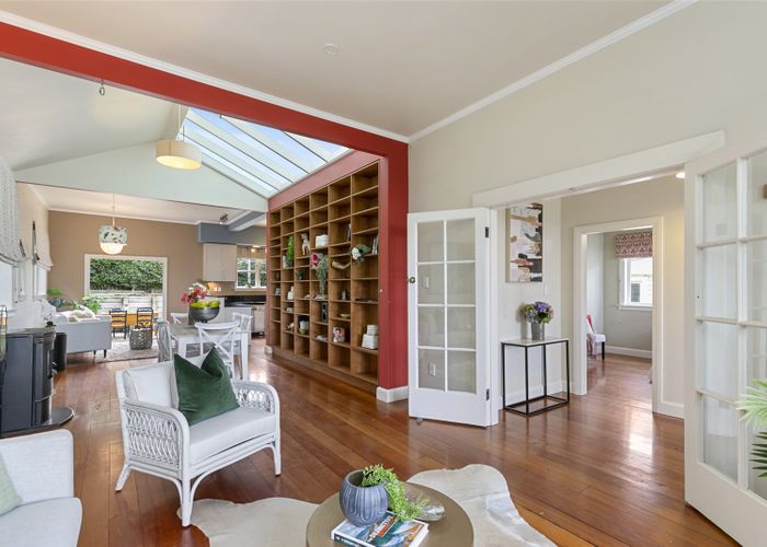  at 17 Fairview Crescent, Kelburn, Wellington
