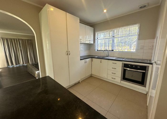  at 11 Muirfield Street, Wattle Downs, Manukau City, Auckland