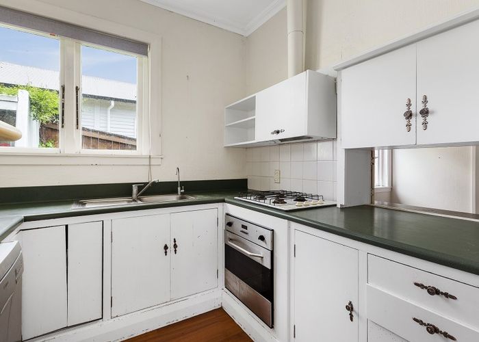  at 343 Karori Road, Karori, Wellington