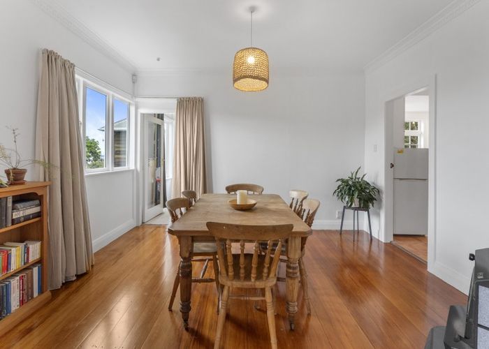  at 8 Jenness Grove, Harbour View, Lower Hutt