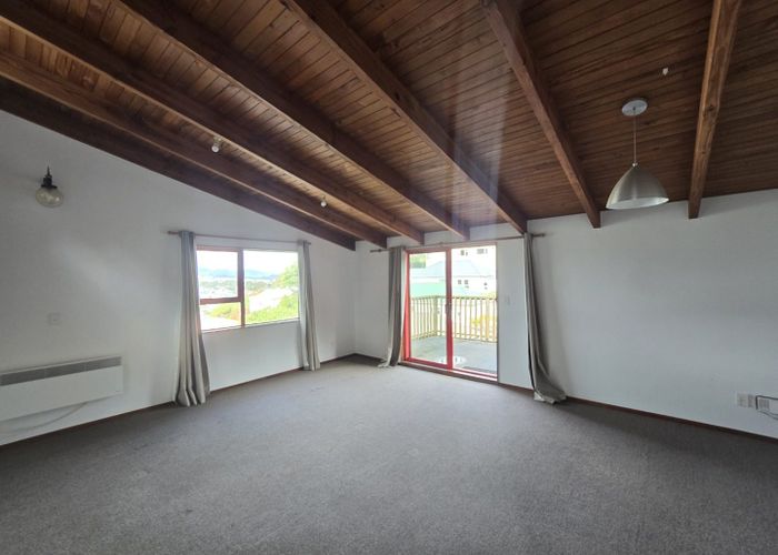  at 4/18 Hinau Road (2x bedroom with garage), Hataitai, Wellington, Wellington