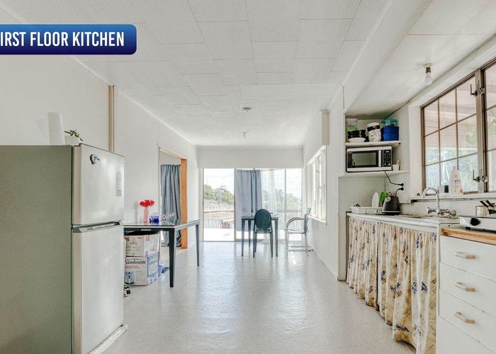  at 8 Condliffe Place, New Windsor, Auckland City, Auckland