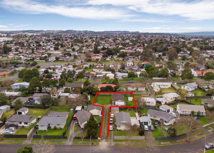  at 12 Stoll Place, Clendon Park, Manukau City, Auckland