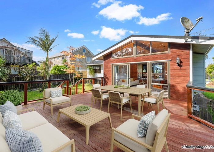  at 22 Hurstbourn Priors, Goodwood Heights, Auckland