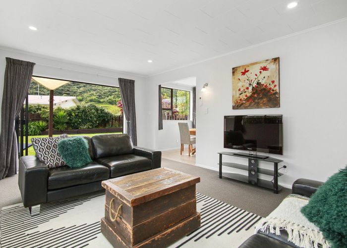  at 152 California Drive, Totara Park, Upper Hutt, Wellington