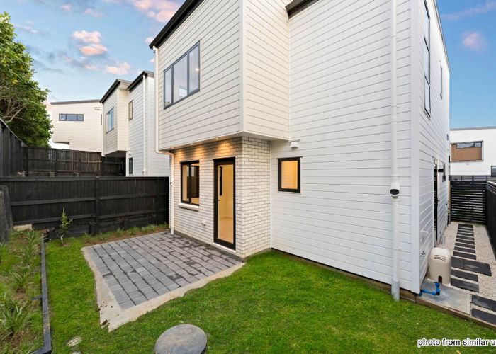  at 29 Whiteywood Street, Westgate, Waitakere City, Auckland