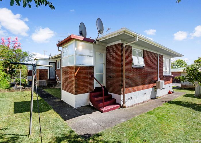  at 1/58 Gardner Avenue, New Lynn, Auckland