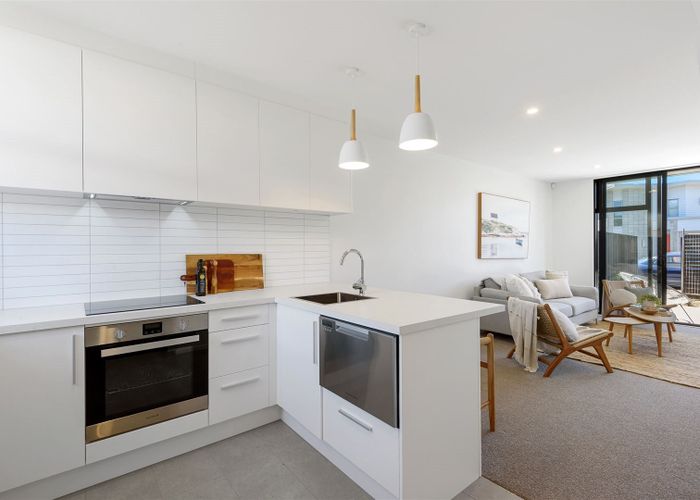  at 2/63 Poulson Street, Addington, Christchurch