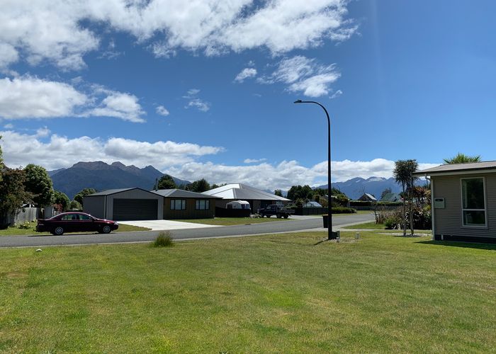  at 6 Motu-Au Close, Manapouri, Manapouri