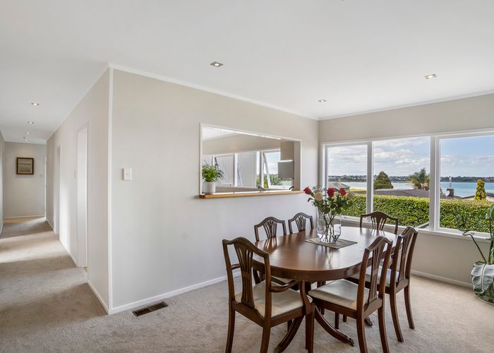  at 43 McBreen Avenue, Northcote, Auckland