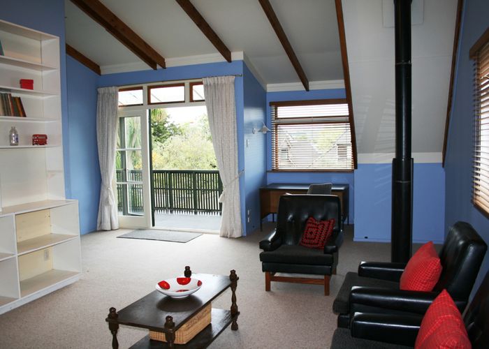  at 7 Awatea Terrace, Hokowhitu, Palmerston North