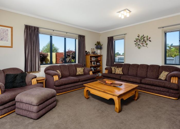  at 102 Merriman Place, Pyes Pa, Tauranga