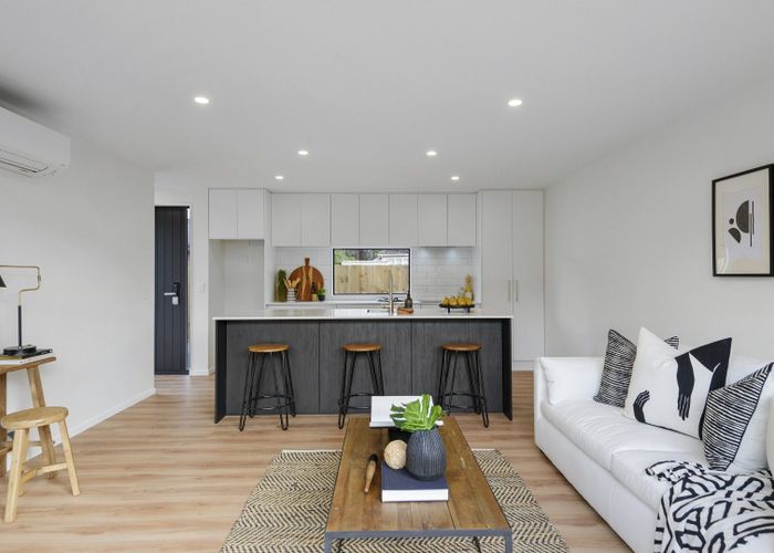  at 2/4 Mountfort Street, Spreydon, Christchurch City, Canterbury