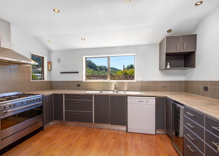  at 3 Peterhouse Street, Tawa, Wellington, Wellington