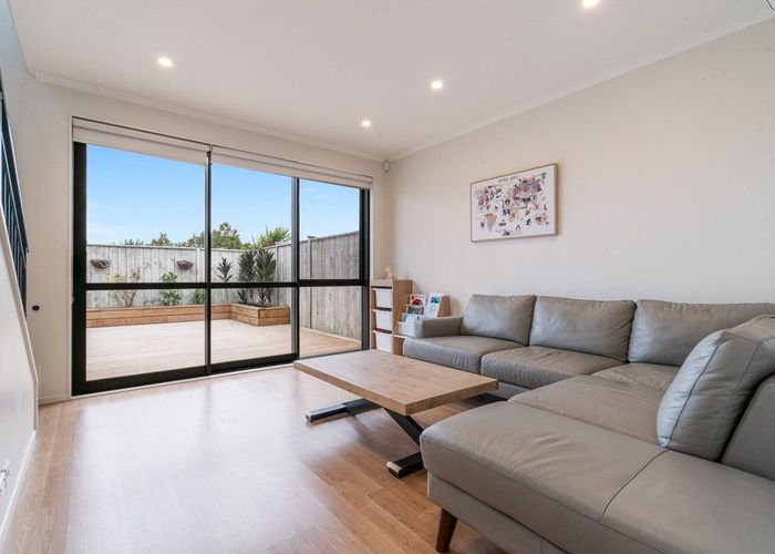  at 29 Matairangi Avenue, Totara Heights, Manukau City, Auckland