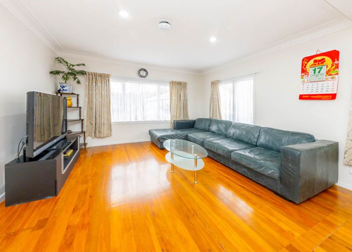  at 1/10 Hamilton Road, Papatoetoe, Auckland
