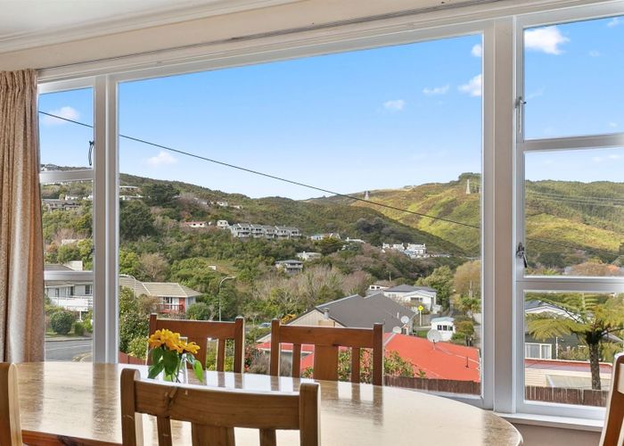  at 16A Thurleigh Grove, Karori, Wellington