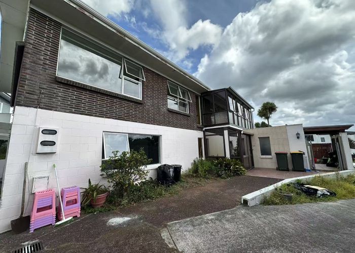  at 10 Bendale Pl, Papatoetoe, Manukau City, Auckland