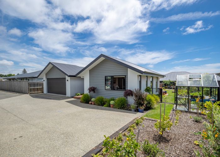  at 9 Piwakawaka Drive, Stoke, Nelson