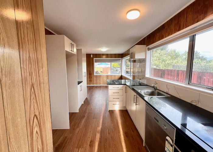  at 36 Challen Close, Conifer Grove, Papakura, Auckland