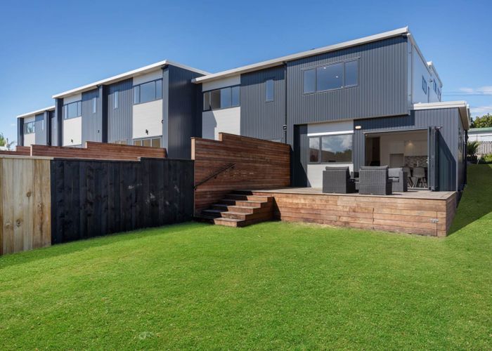  at 19A Tawa Road, Te Atatu Peninsula, Auckland