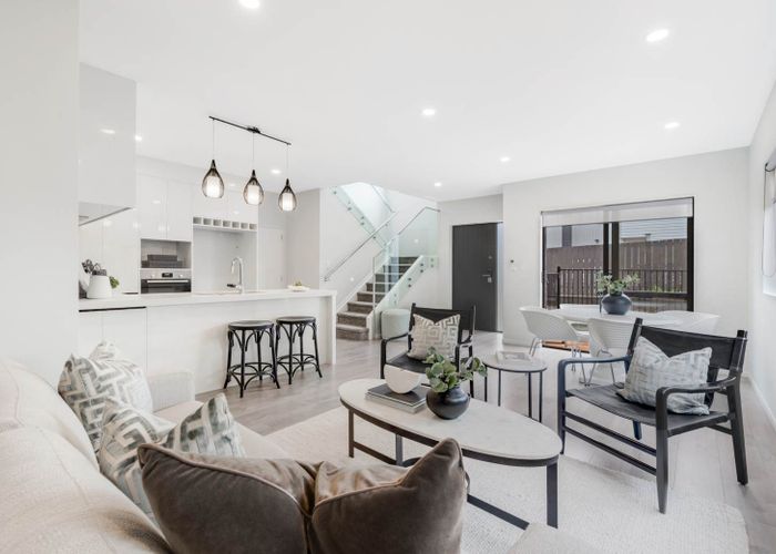  at 61 Seabrook Avenue, New Lynn, Waitakere City, Auckland