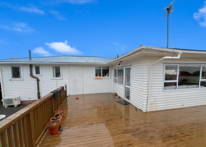  at Blockhouse Bay, Auckland City, Auckland