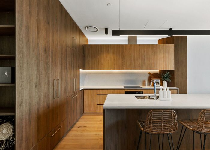  at 12/423 Beach Road, Mairangi Bay, North Shore City, Auckland